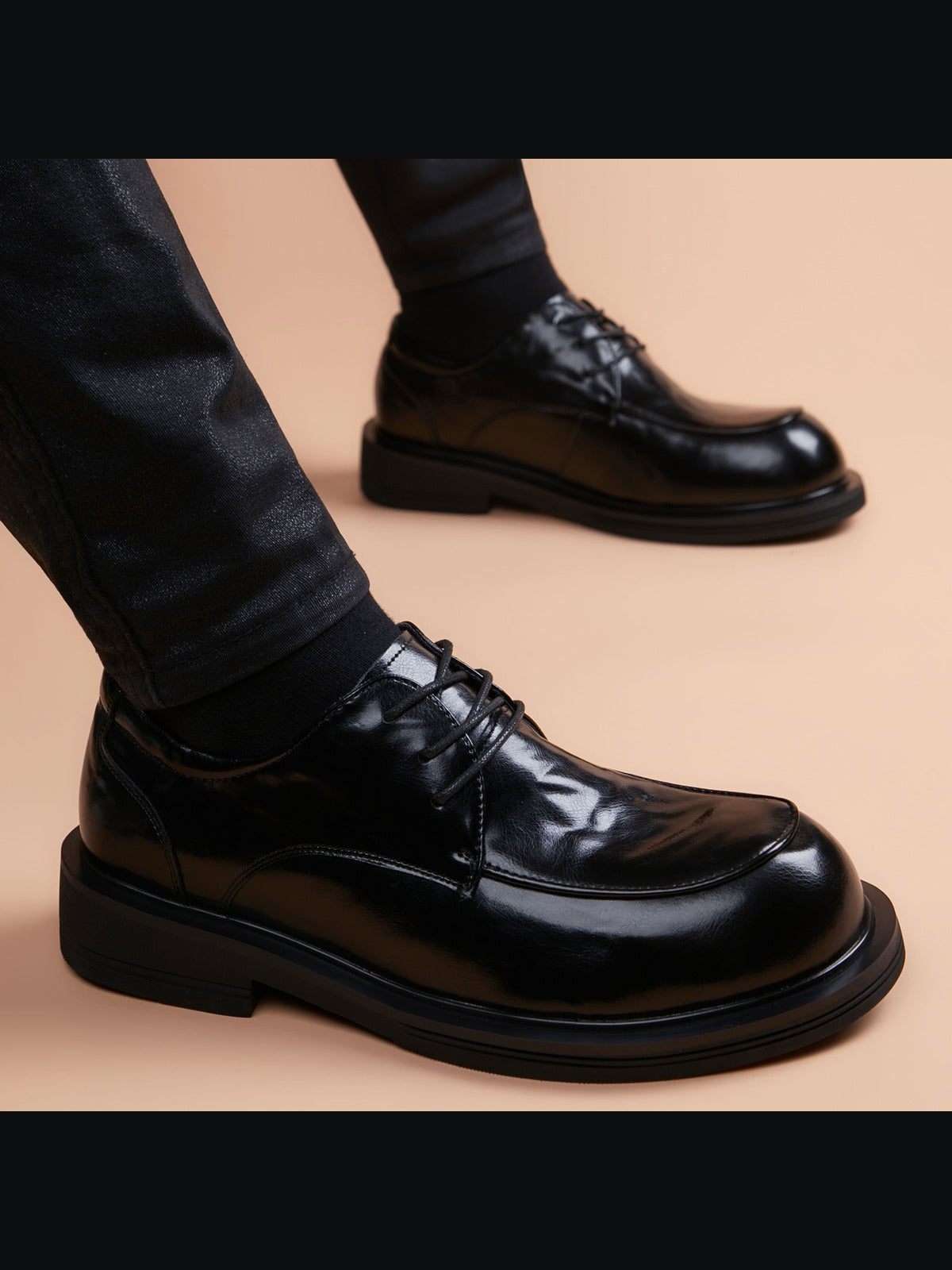 Black handcrafted genuine leather shoes - color image