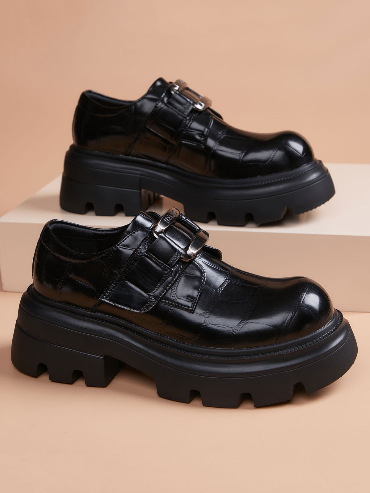 Handcrafted genuine leather shoes product view