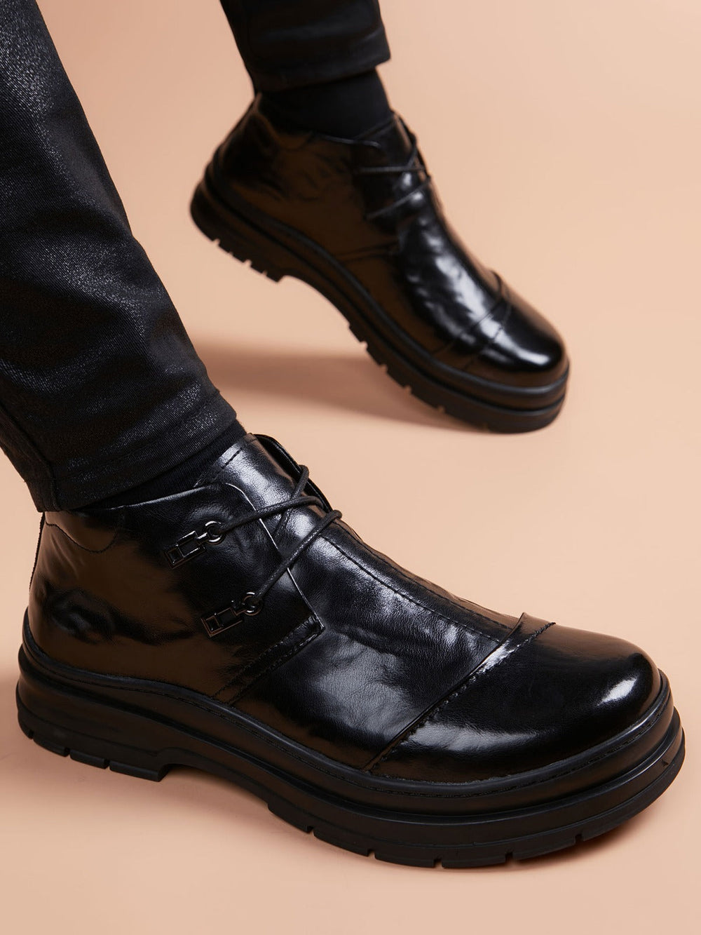 Modern Handcrafted Genuine Leather Men's Dress Shoes for Modern Formalwear